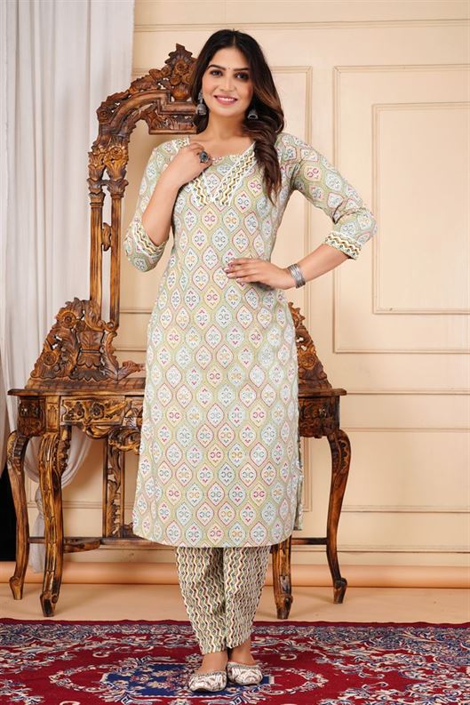 Aarti Fashion Floral Printed Collar Notch Neck Pure Cotton Straight kurti pant set