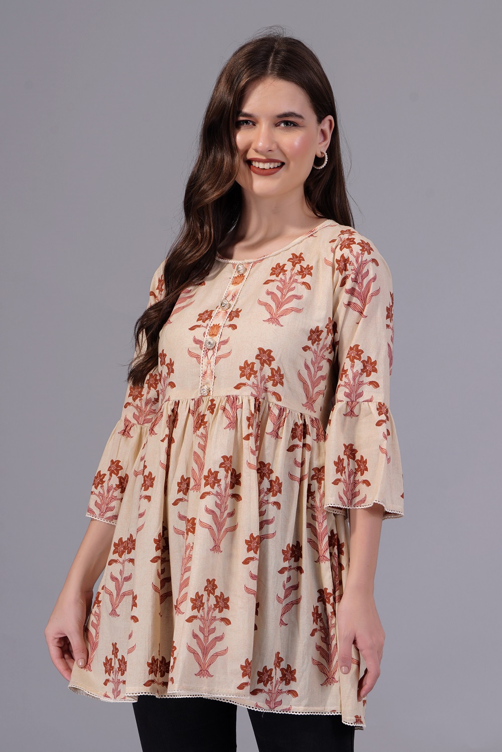 Aarti Fashion Floral Printed Collar Notch Neck Pure Cotton top